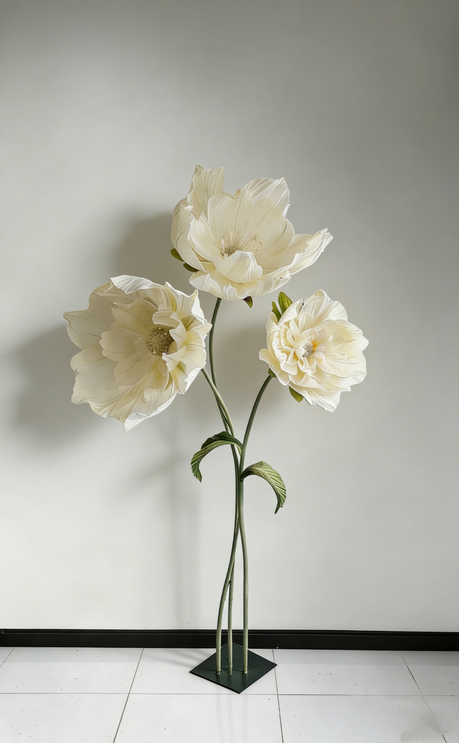Fleur géante en papier crépon pavot jaune sur pied lot de 3