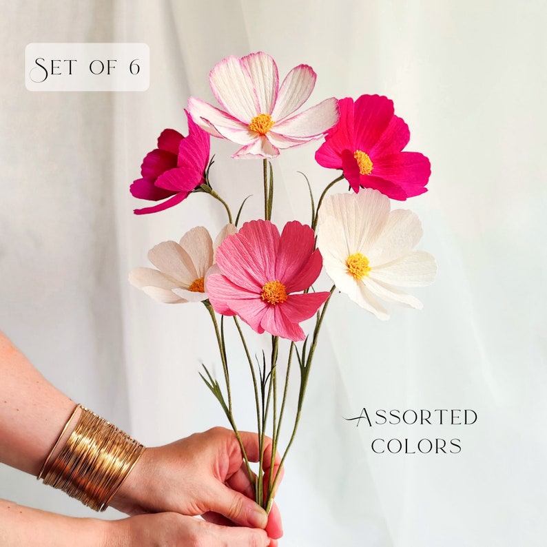 Fleurs en papier crépon cosmos bouquet champêtre décoration été