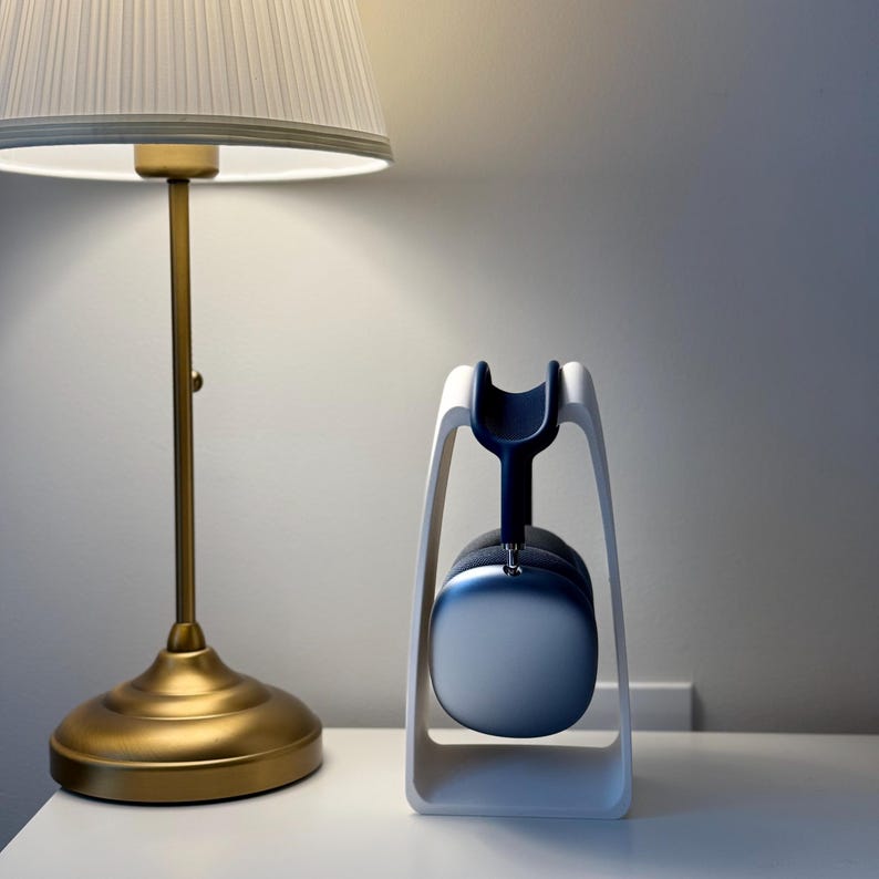 Modern Minimalist Headphone Stand, Sleek Desk Organizer