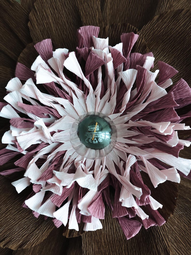 Abat-jour fleuri surdimensionné fait main - Suspension en papier crêpe marron cacao, éclairage fantaisiste pour chambre de bébé et de chambre