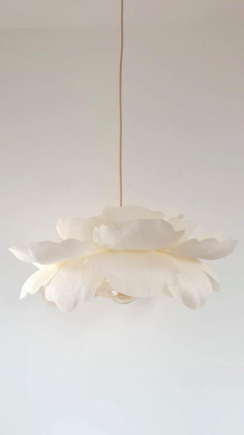 Grande suspension fleur crème 70 cm, plafonnier floral fait main, lustre en papier bohème Japandi, cordon E27 beige