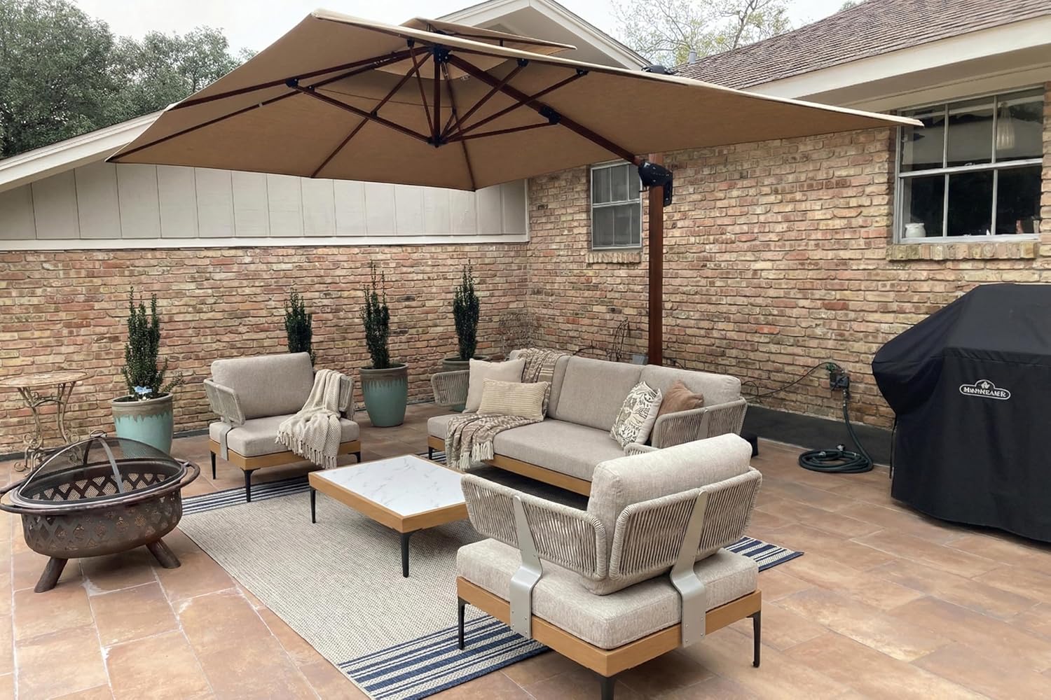 4 Pieces Patio Conversation Furniture Set Outdoor Aluminum Modern Wicker Sofa Chairs Sets with Coffee Table for Balcony Yard Garden Poolside, Cushions and Pillows Included