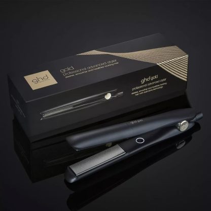 ghd Gold, Piastra Capelli Professionale per Piega Liscia e Mossa, Styler con Tecnologia Dual-Zone e Sensori Termici, Finish Morbido e Lucente da Salone, Cavo Girevole di 2.7 m