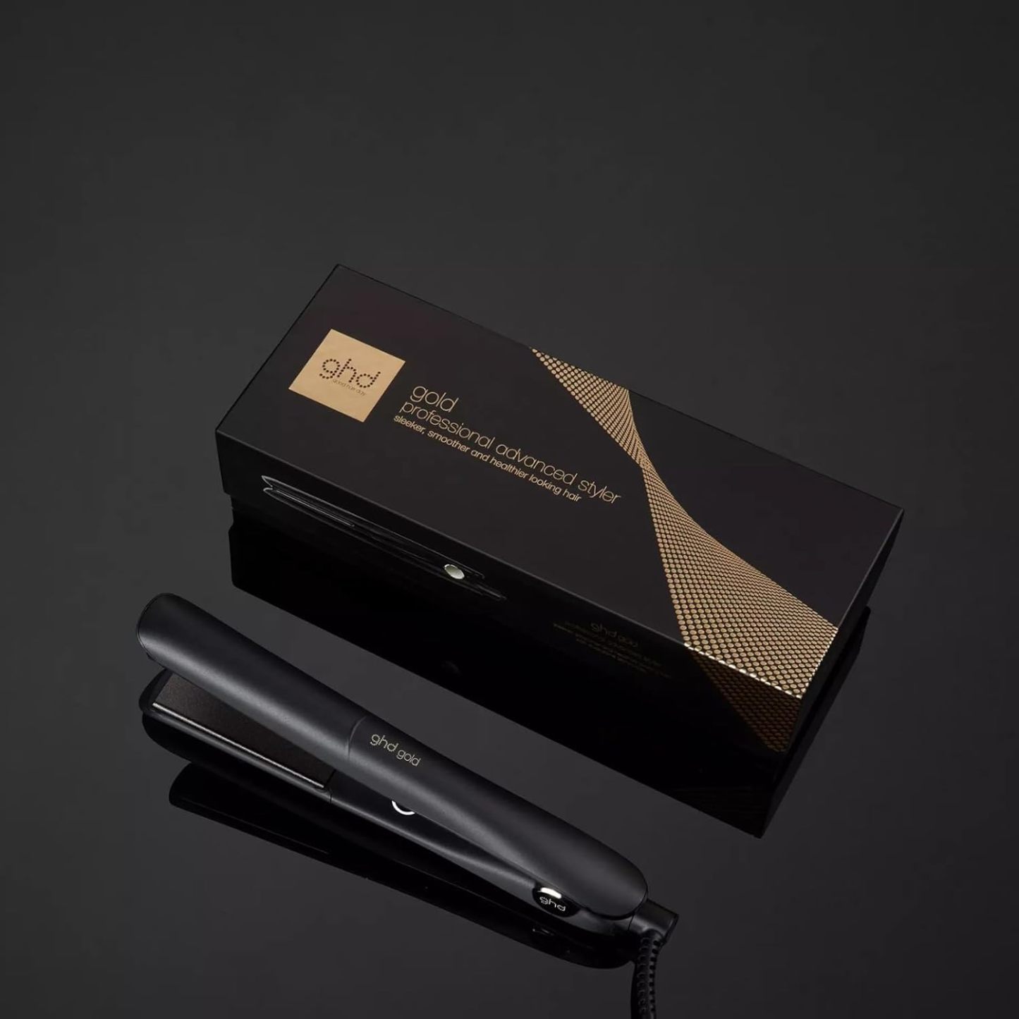ghd Gold, Piastra Capelli Professionale per Piega Liscia e Mossa, Styler con Tecnologia Dual-Zone e Sensori Termici, Finish Morbido e Lucente da Salone, Cavo Girevole di 2.7 m