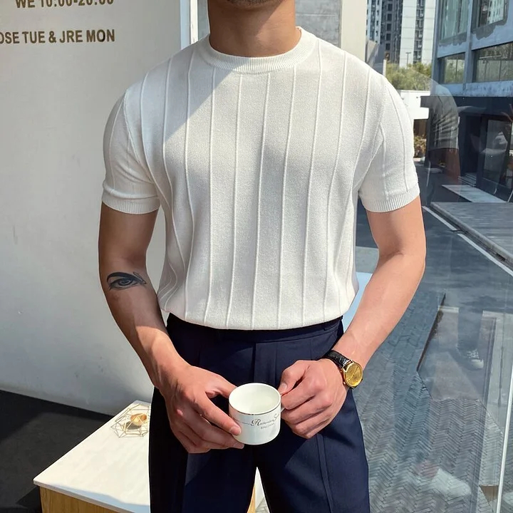 Mens round neck knitted T-shirt