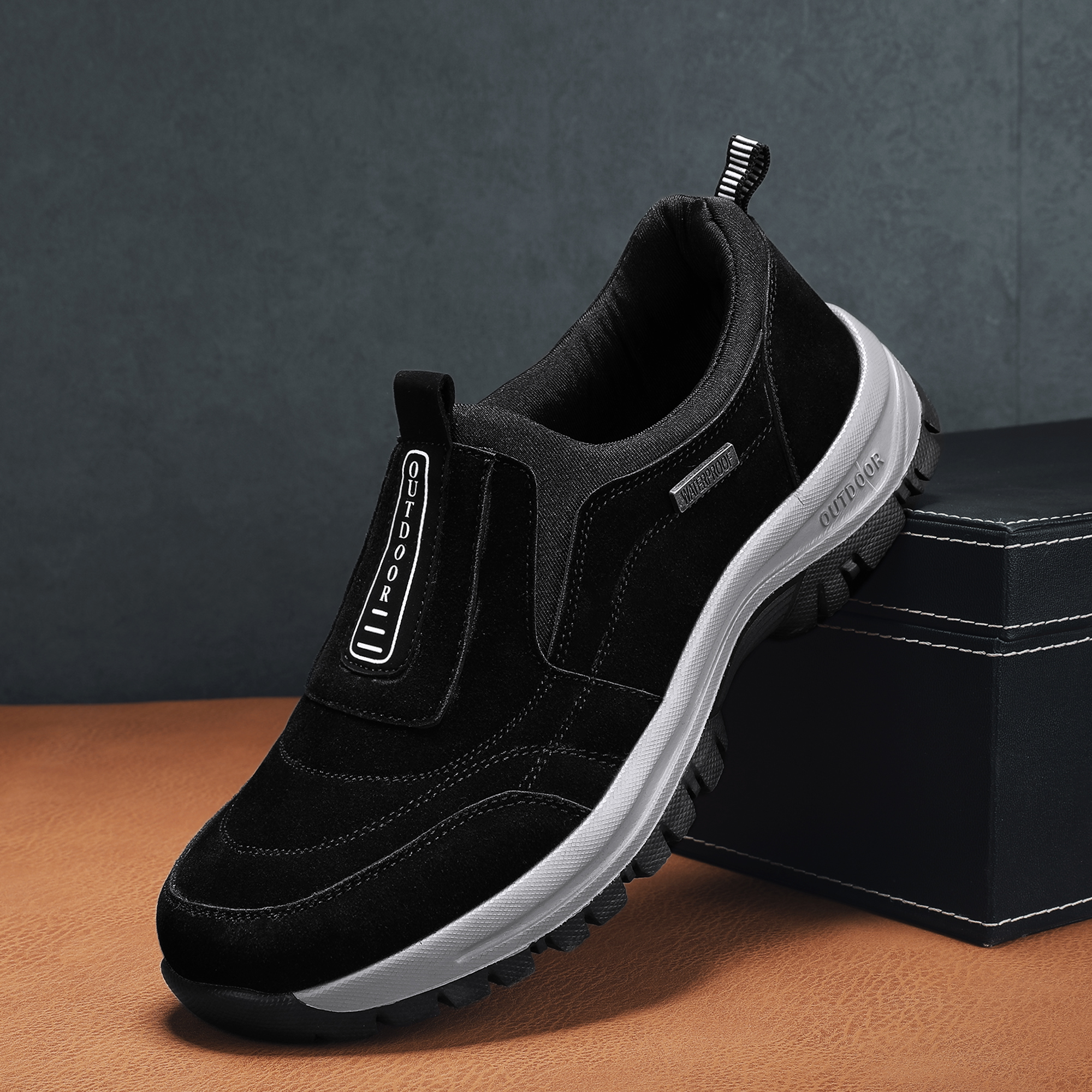 2025 Men's Lightweight Extra Wide Width Orthopedic Hands-Free Foot Pain Relief Slip-on Shoes