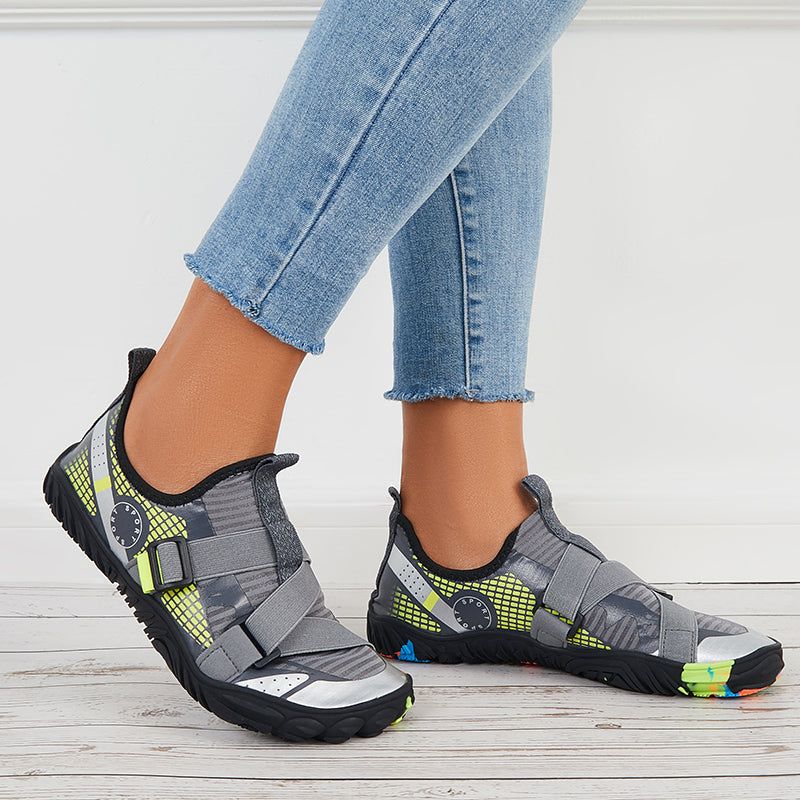 Men Buckle Decor Water Shoes Quick Drying Aqua Sneakers