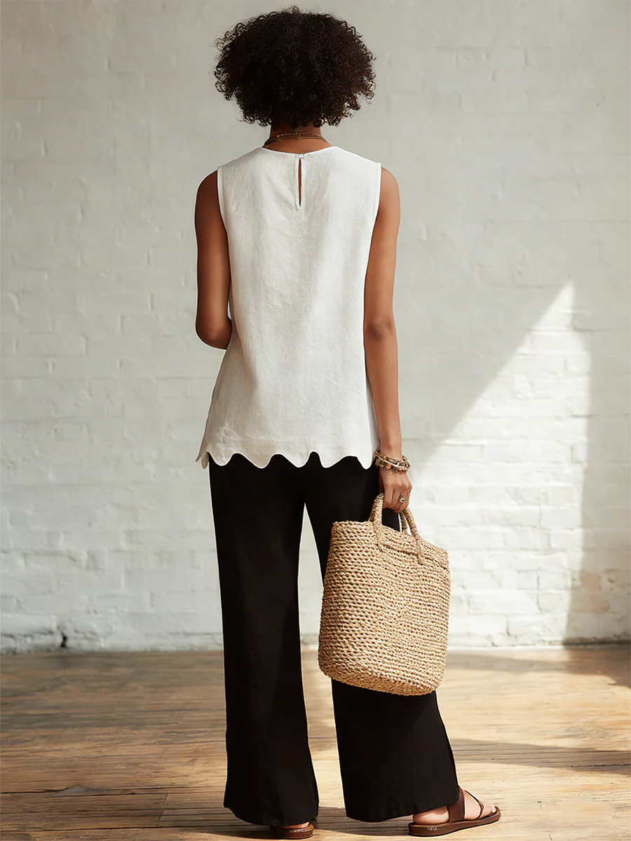 Elegant Minimalist Wavy Hem Shirt 