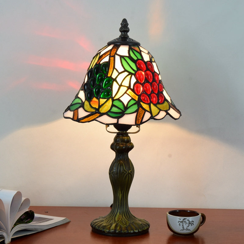 Stained Glass European Retro Bedside Table Lamp - Noogni