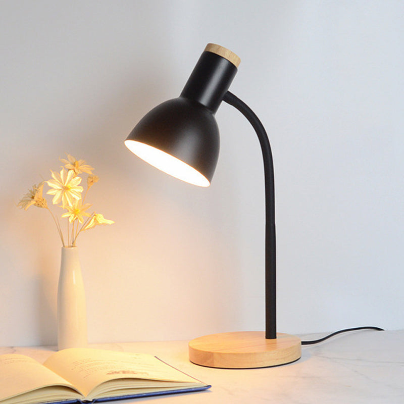 Nordic LED Desk Lamp with Adjustable Brightness and USB Power - Noogni