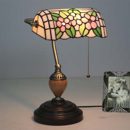 Noogni™ Retro Banker’s Stained Glass Desk Lamp - Noogni