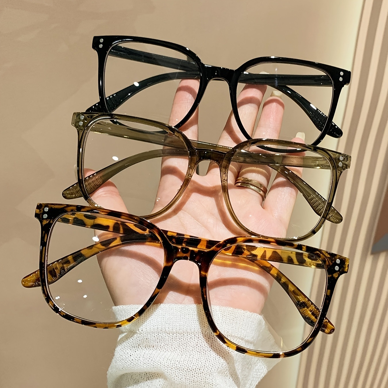 Blue-Light Blocking Glasses Computer Reading/Gaming/TV/Phones Glasses Fashion Anti Eyestrain Glasses for Women Men