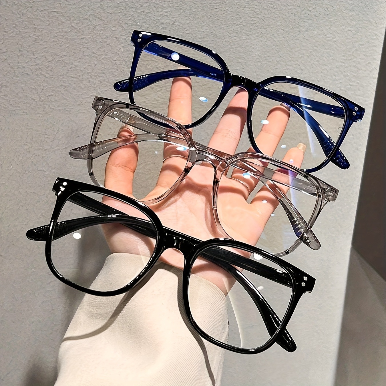 Blue-Light Blocking Glasses Computer Reading/Gaming/TV/Phones Glasses Fashion Anti Eyestrain Glasses for Women Men