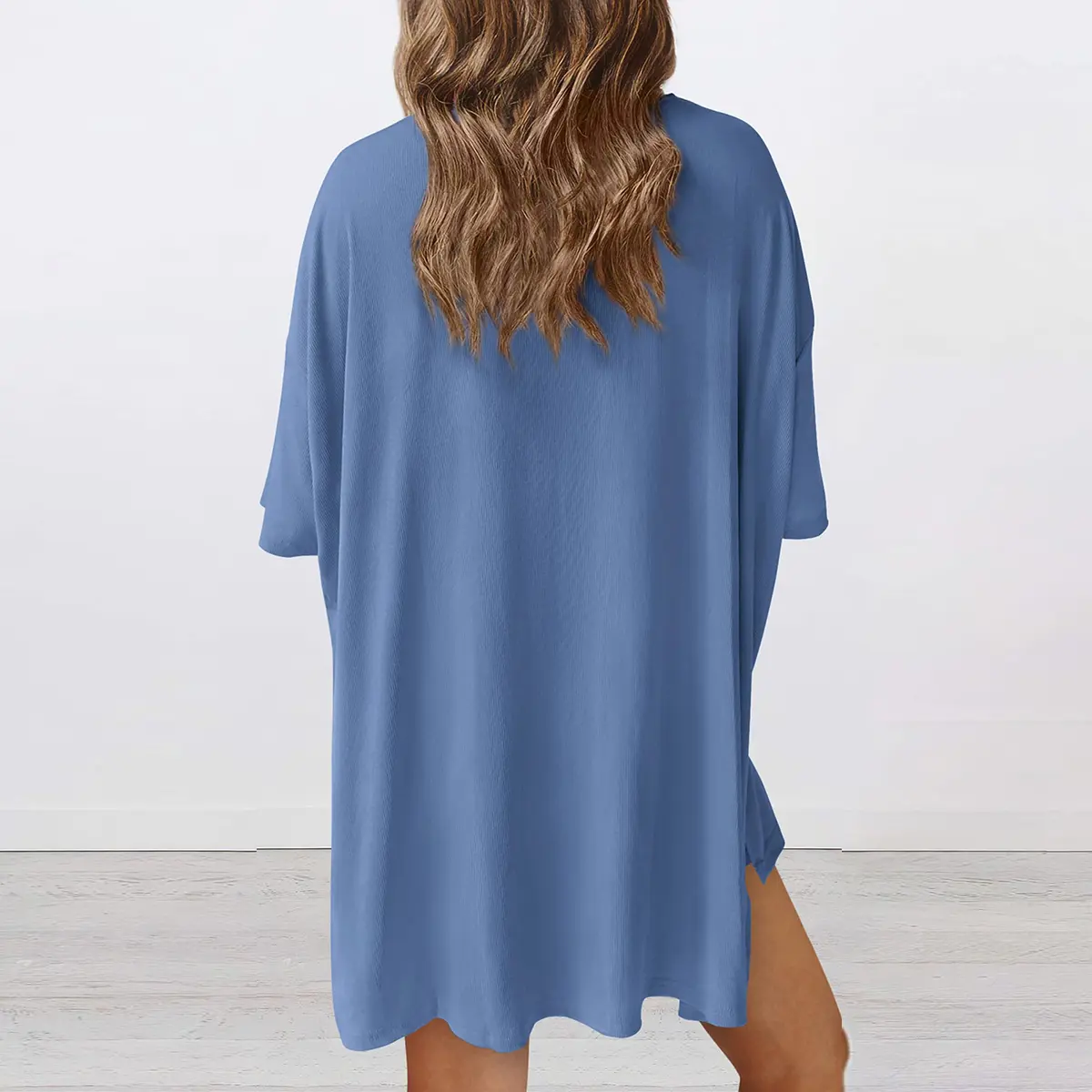 Women's summer casual loose two-piece set: round neck, slit hem shirt paired with side pocket cycling shorts; simple loungewear, soft viscose fabric, comfortable loungewear, cozy pajamas.