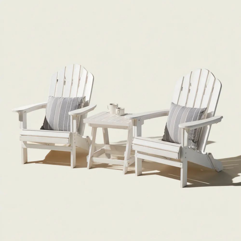 Ensemble de détente de jardin en bois – deux chaises Adirondack 75x85x90 cm et une table 45x45x50 cm – Blanc – Style classique