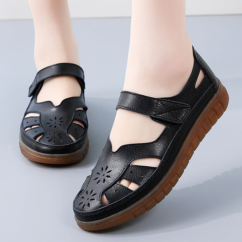 Women's sandals with soft and comfortable soles