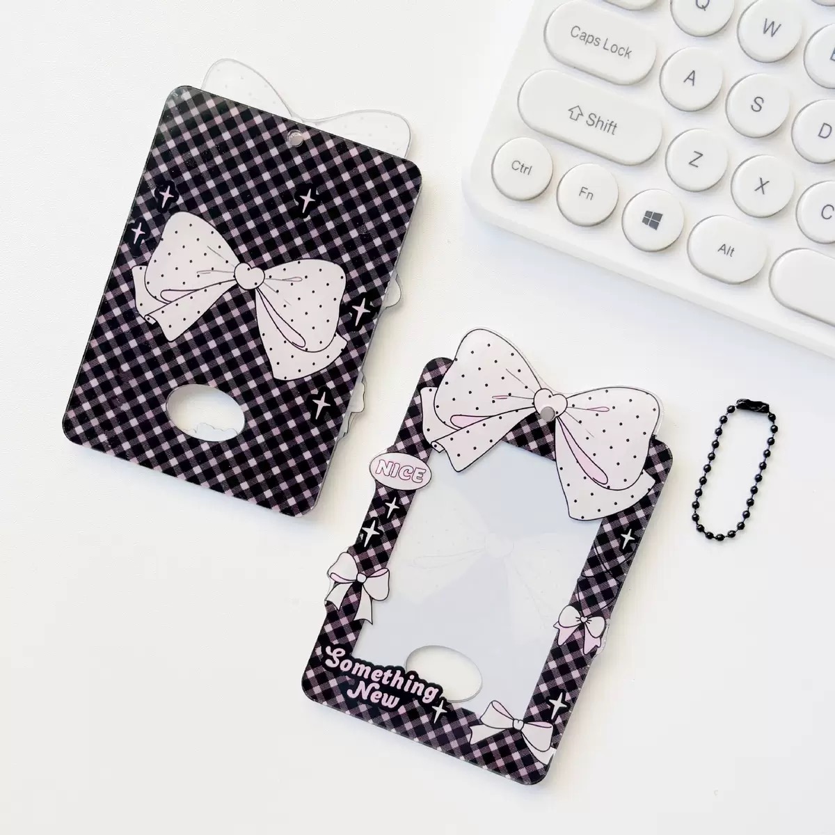 Ins Cute Ballet Style Bow Acrylic 4-Cut Photo ID Card Holder & Photocard Frame for K-pop Stans