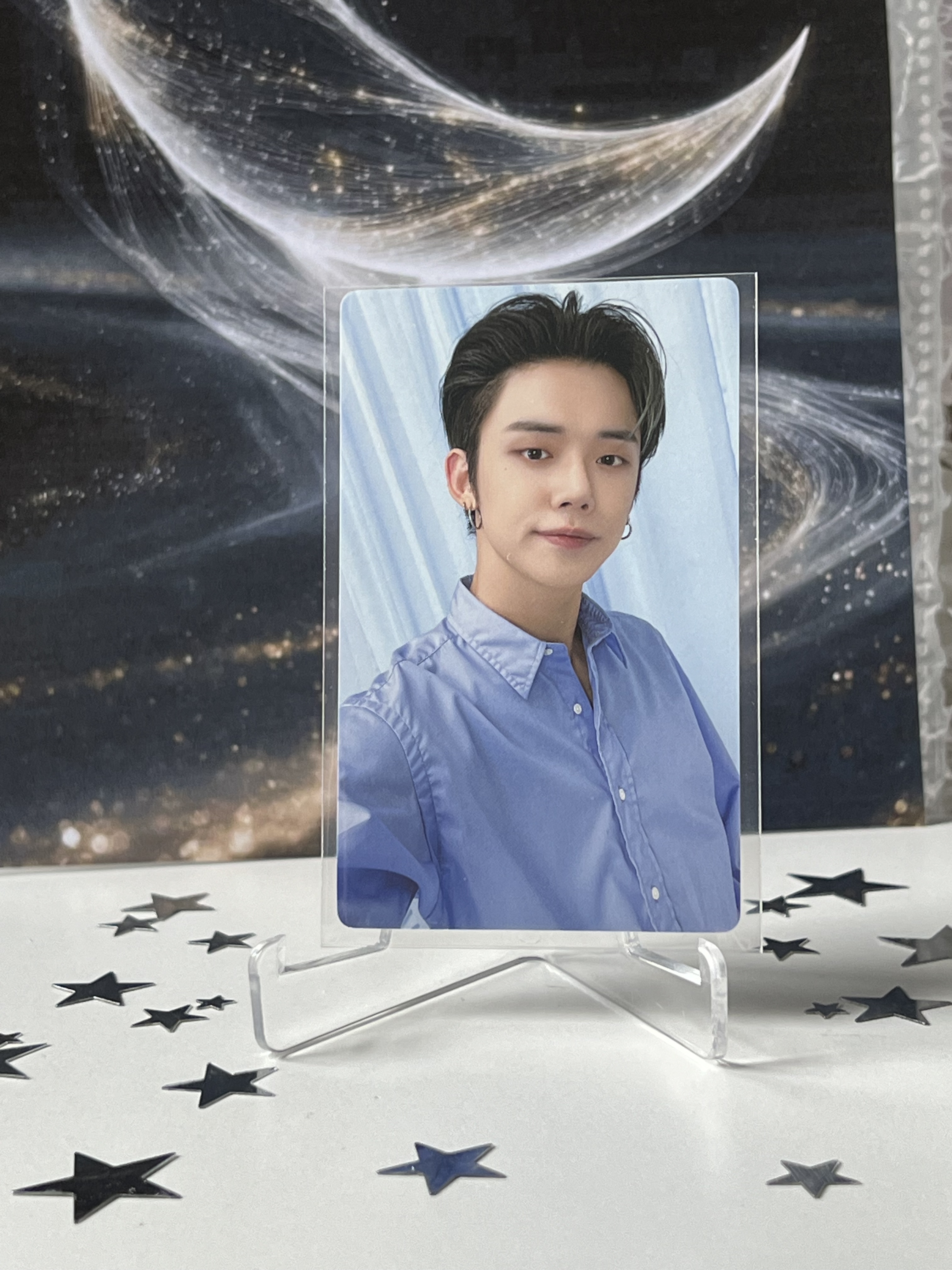 TOMORROW X TOGETHERofficial photocard - Yeonjun (for MOA)