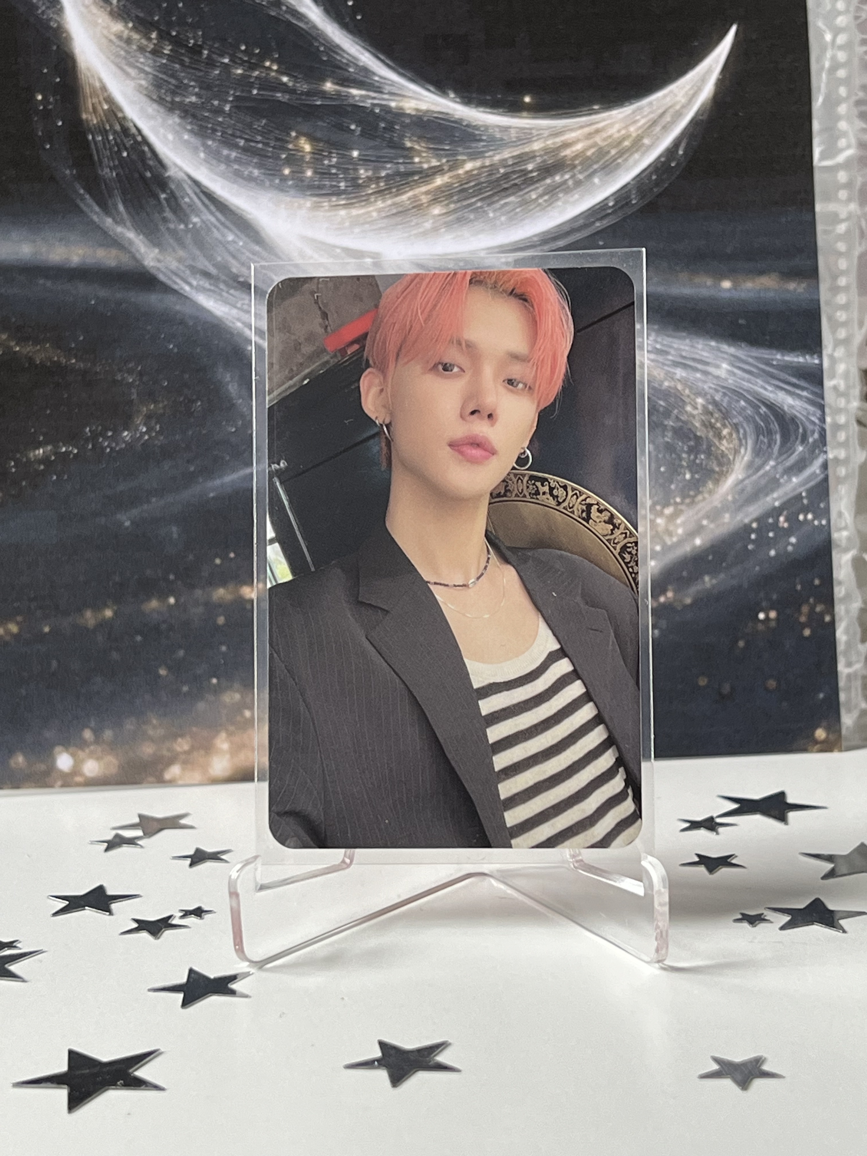 TOMORROW X TOGETHERofficial photocard - Yeonjun (for MOA)