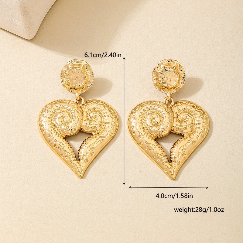 Heavy Metal Gold Conch Heart Pattern Ocean Resort Series Women's Earrings