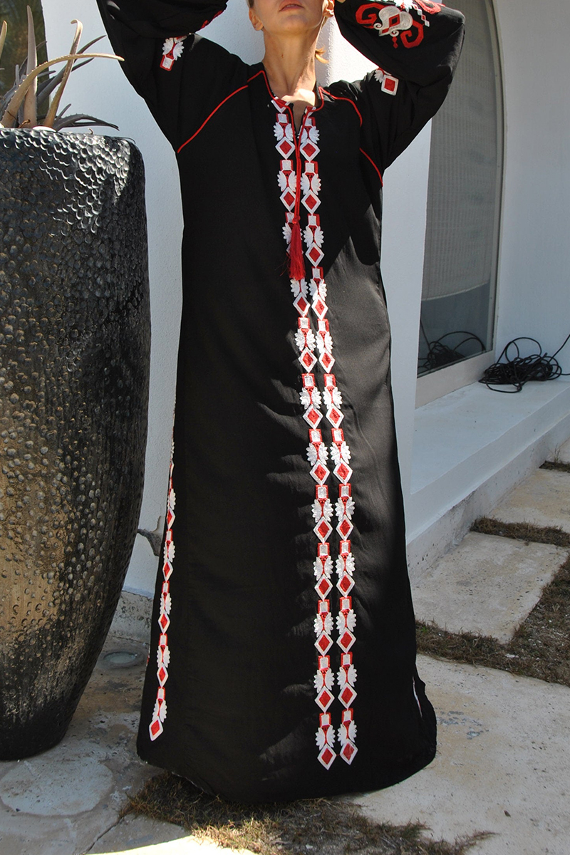 Womens Round Neck Long Sleeved Embroidered Elegant Casual Maxi Dress