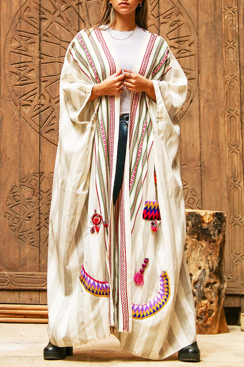 Women Long Sleeved Embroidered Pattern Casual Long Cardigan