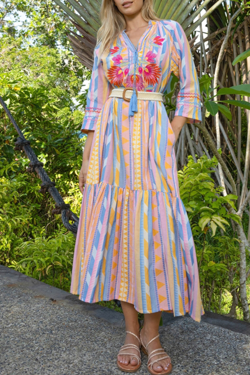 Women V-neck Elbow Long Sleeved Patchwork Embroidered Elegant Casual Maxi Dress