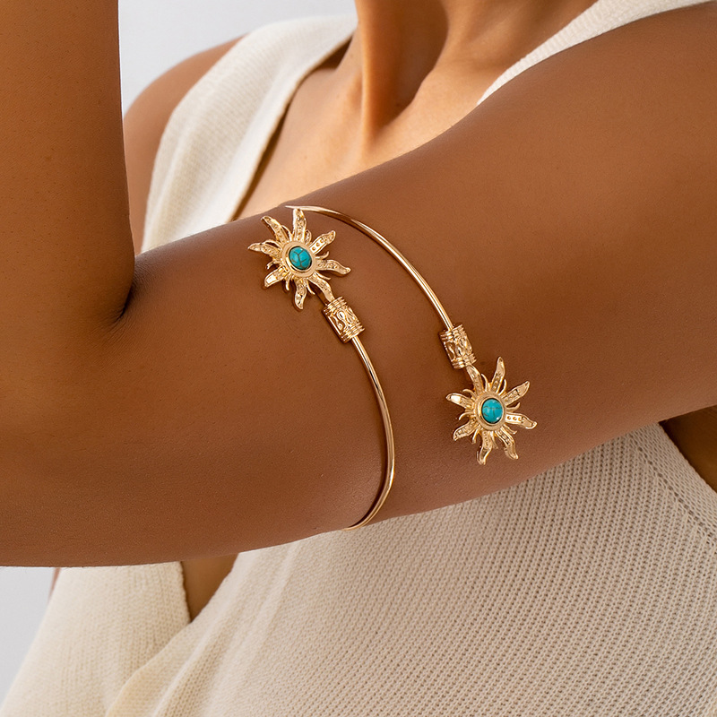 Women's Metallic Turquoise Sunflower Open Armband
