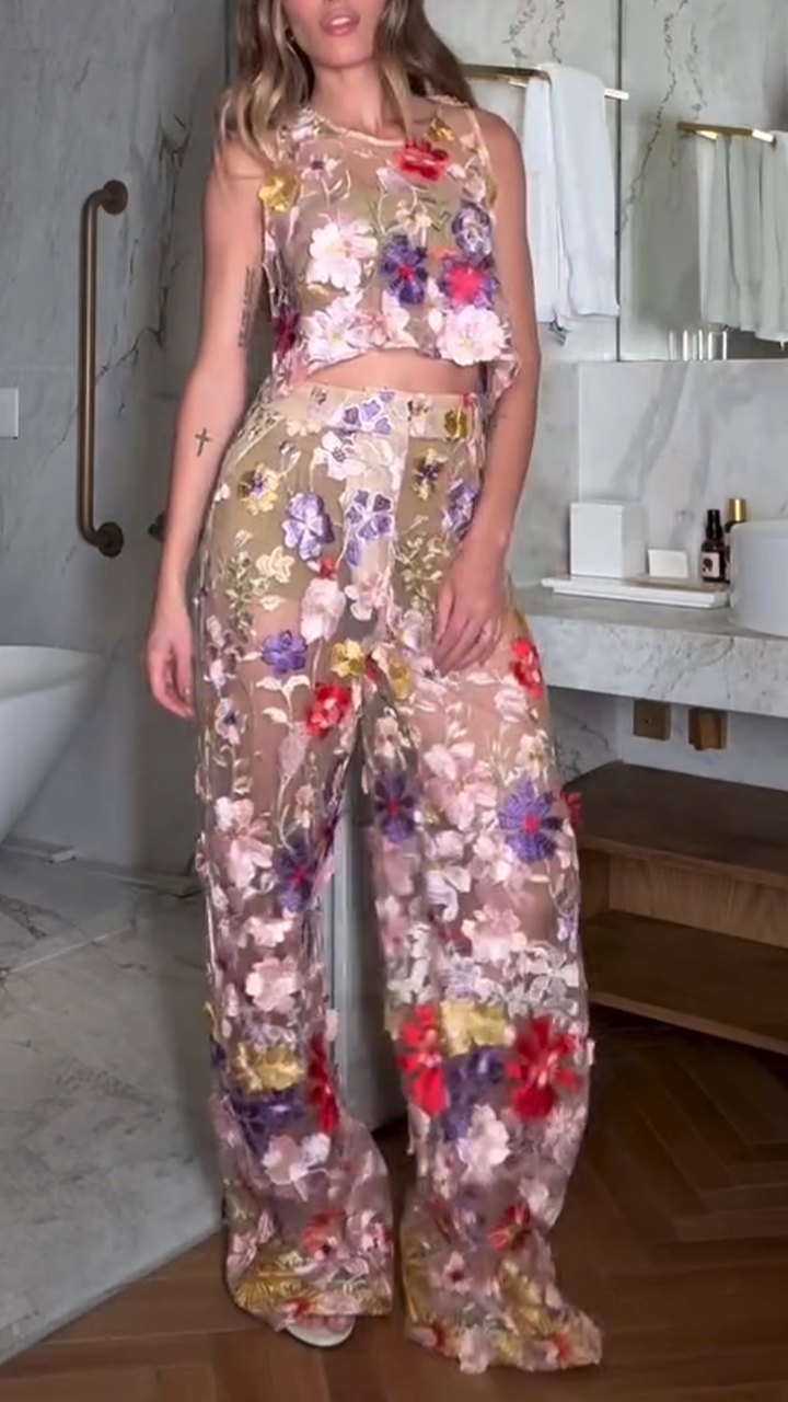 Womens Round Neck Sleeveless Floral Print Perspective Casual Suit