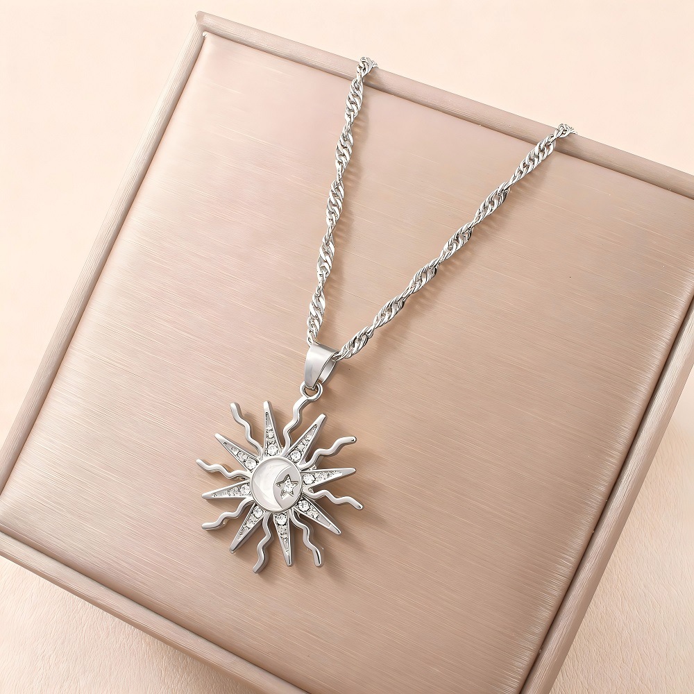 Alloy Studded Diamond Sun Pendant Necklace