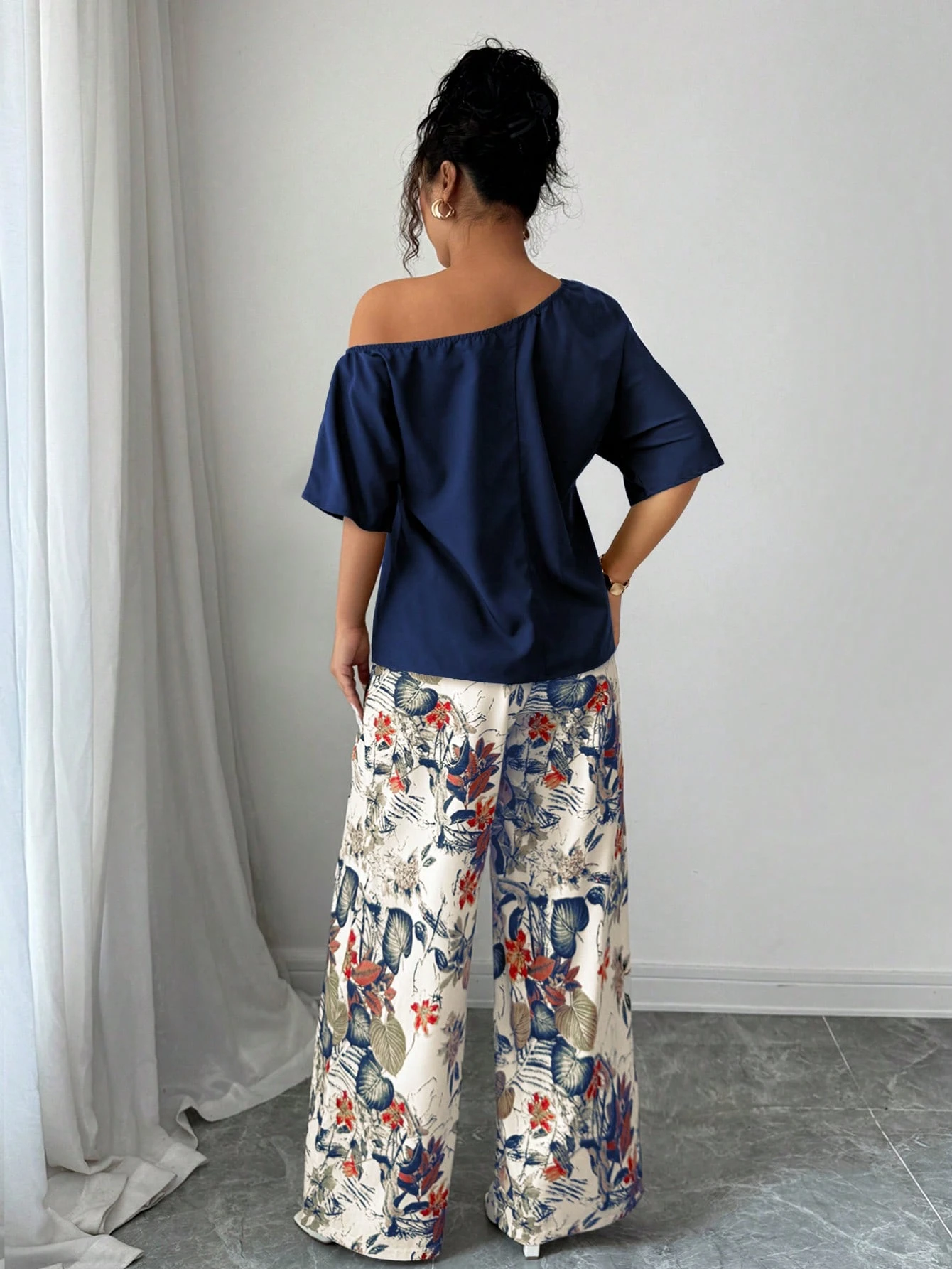 Women Summer Casual Solid Color Asymmetrical Shoulder Top And Floral Print Pants Set