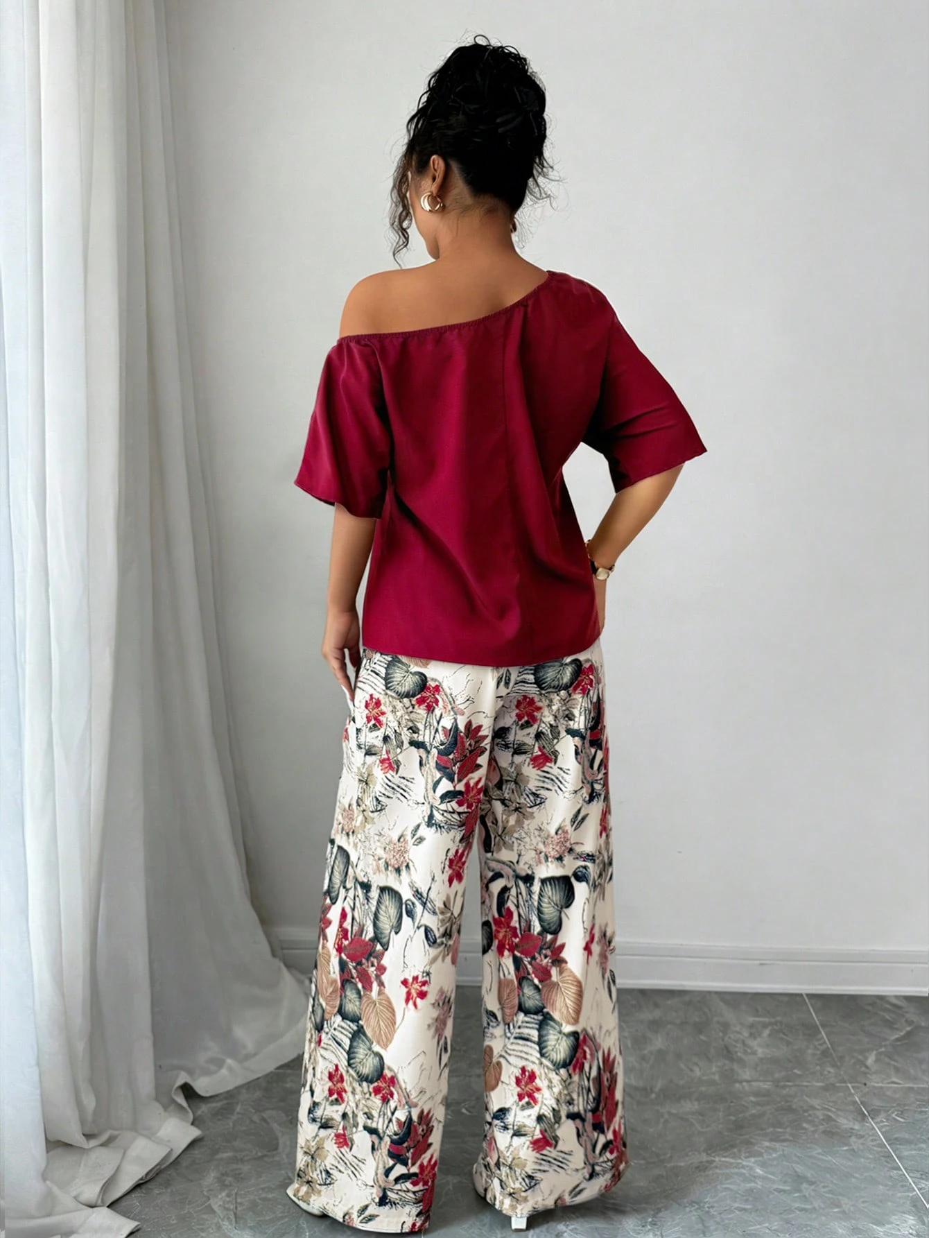 Women Summer Casual Solid Color Asymmetrical Shoulder Top And Floral Print Pants Set