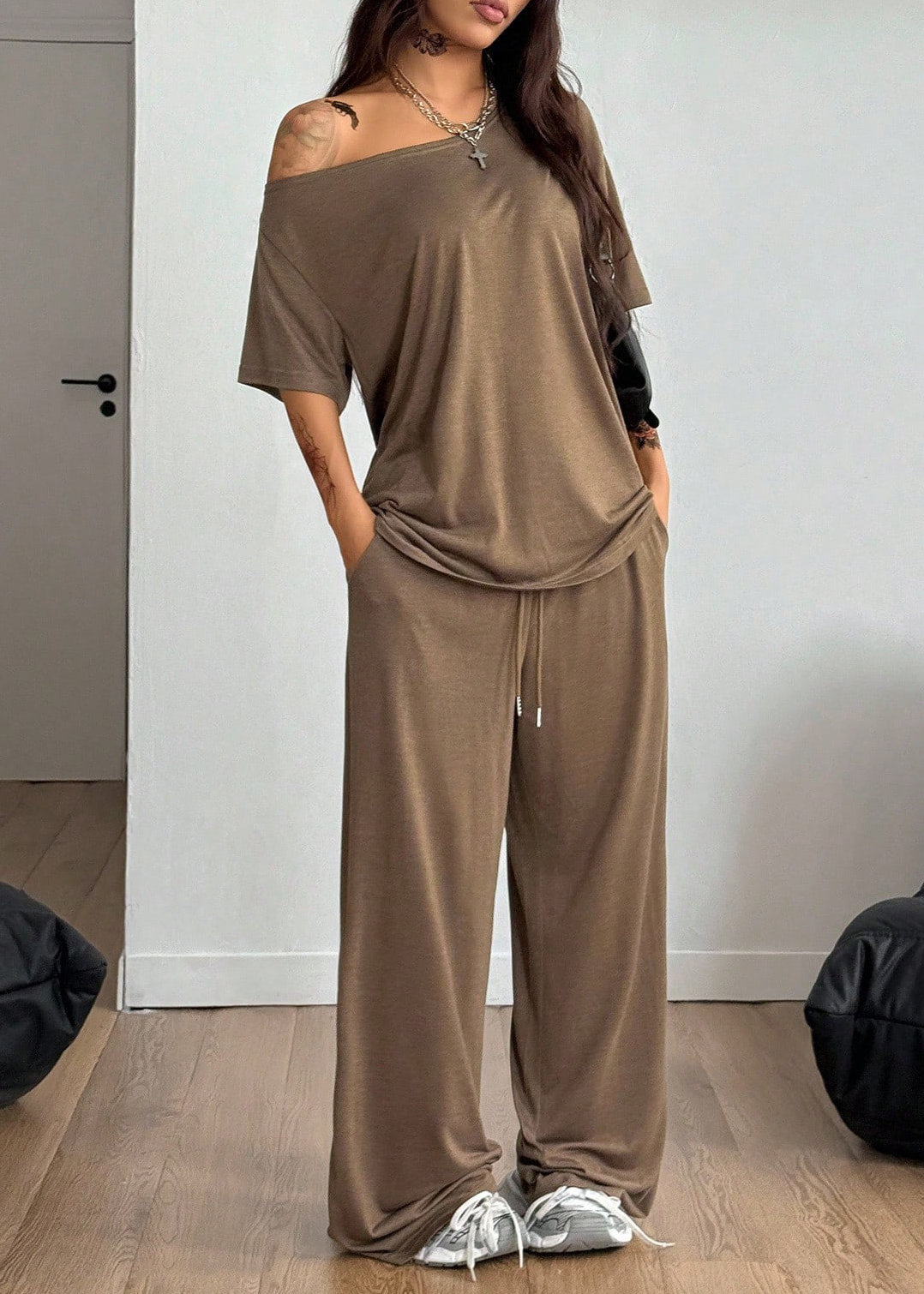 Women's Off-Shoulder Top & Pants 2-Piece Set