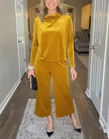 NEW🔥 Stretch Velvet Two-Piece Set