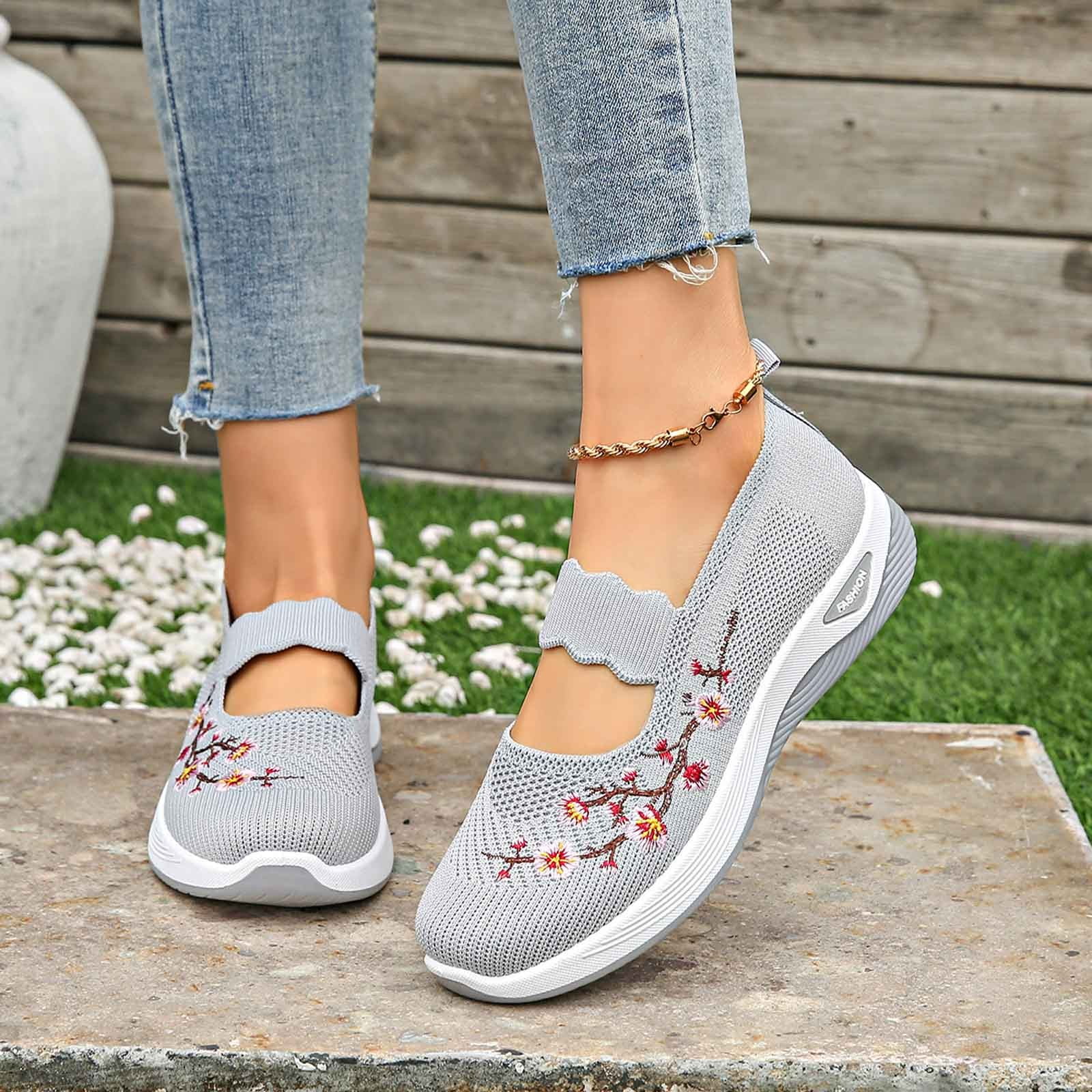 Women's comfortable breathable knitted sneakers