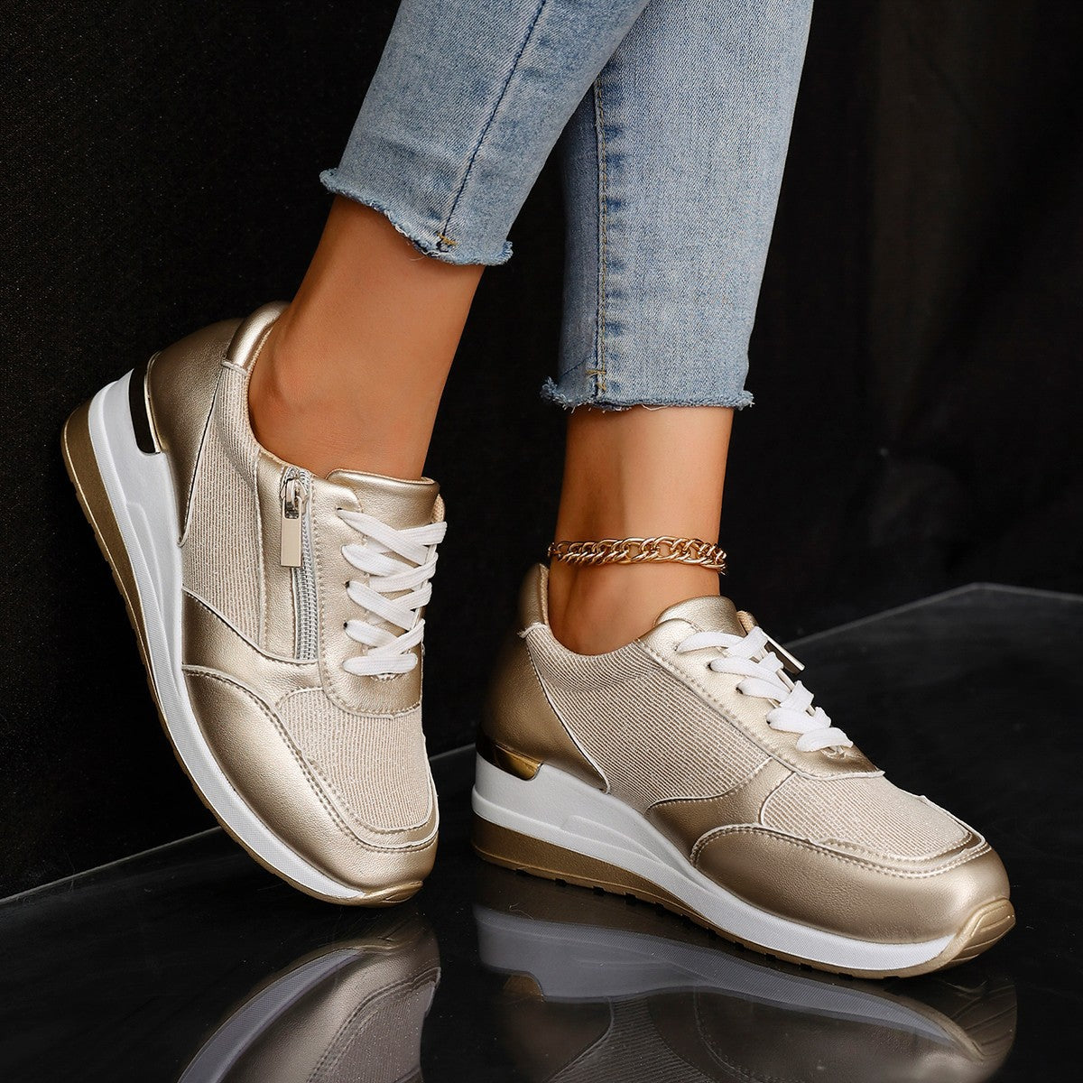 Neue orthopädische Damen-Sneaker mit Schnürsenkeln und seitlichem Reißverschluss
