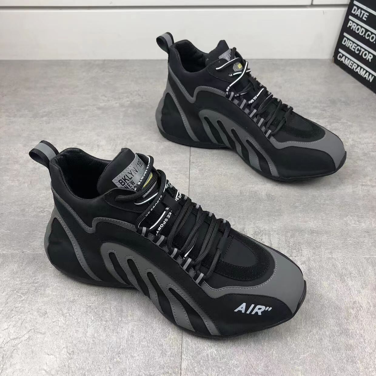 🔥Step Into All-Day Cloud Comfort: The 2026 Ultimate Men's Breathable Running Shoe