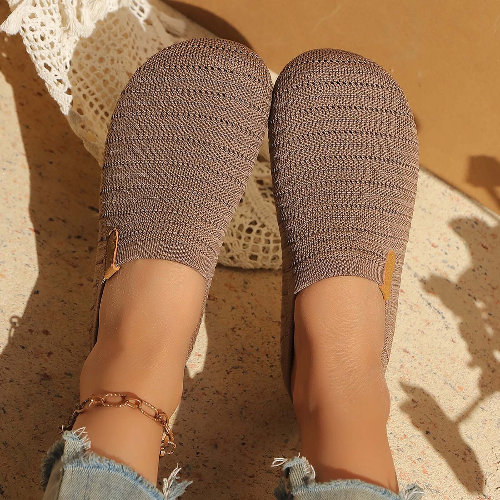 Hurxie Women Clogs Knit Slip On Mules Work Shoes with Arch Support Slippers Round Toe Slides Comfortable Flats Coffee 36