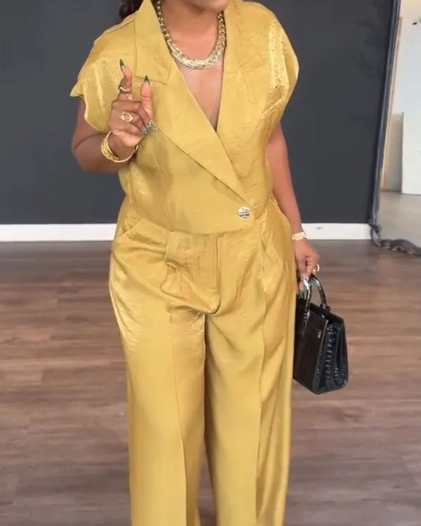 Collared short-sleeved solid color two-piece set