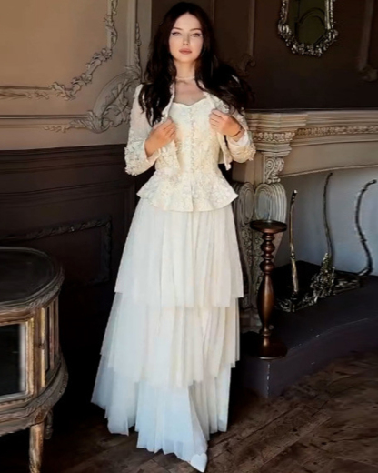 French Retro "Palace Style" Three-Piece Set: Lace Splicing, High-Waist, and Cutout Details