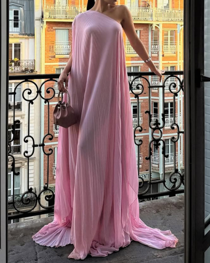 Elegant One-Shoulder Pleated Dress