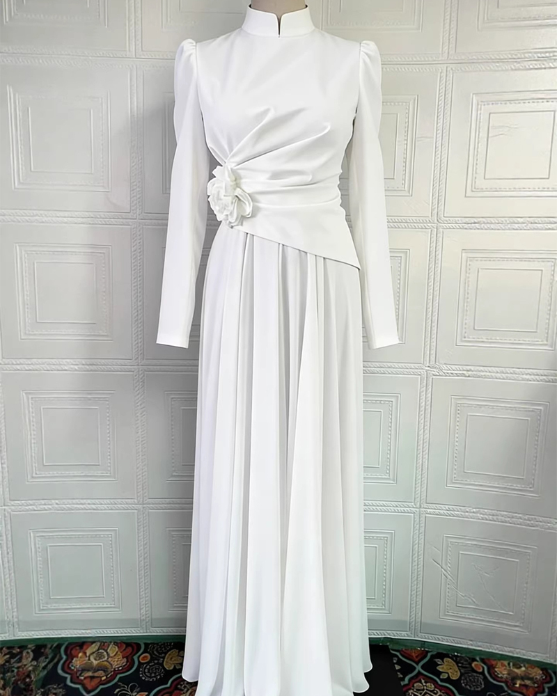 Elegant Solid-Color Evening Gown: Long-Sleeve, Slim-Fit Dress