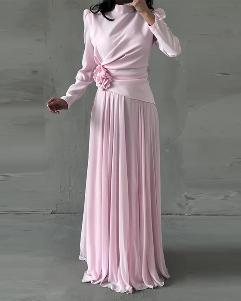 Elegant Solid-Color Evening Gown: Long-Sleeve, Slim-Fit Dress