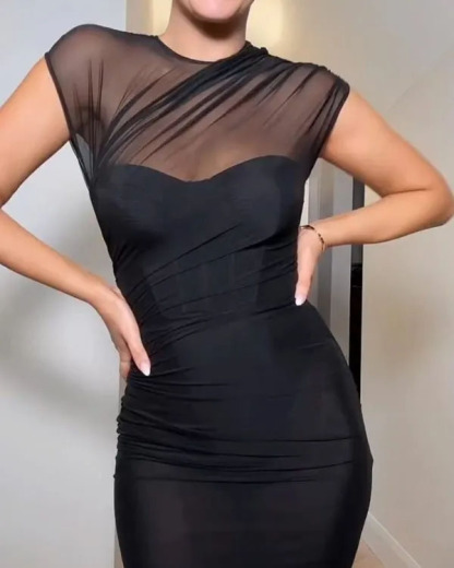 Elegant solid color sleeveless dress