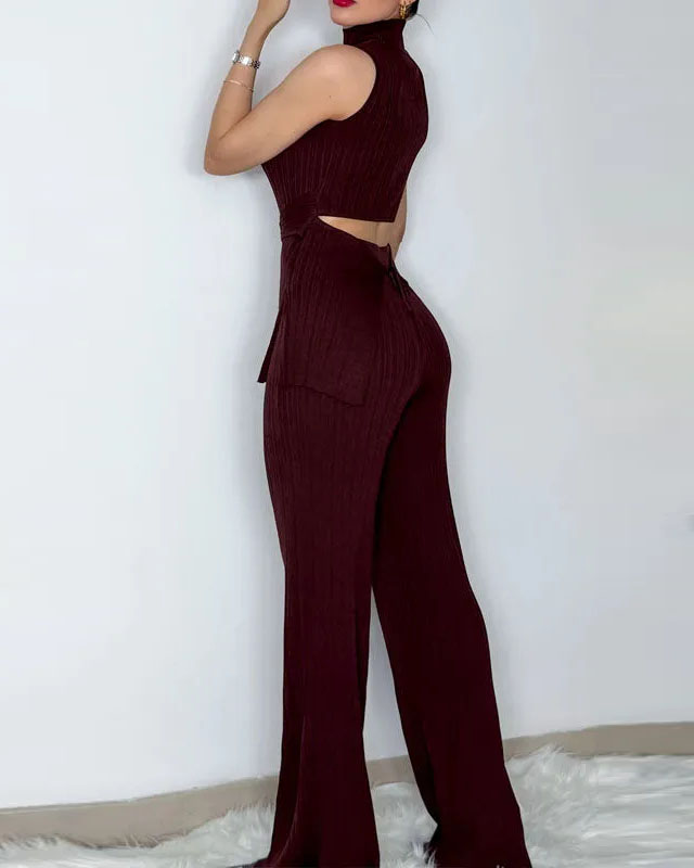 Sleeveless pleated solid color two-piece set