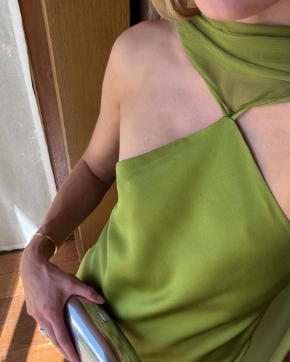 Elegant Sleeveless Solid Color Dress