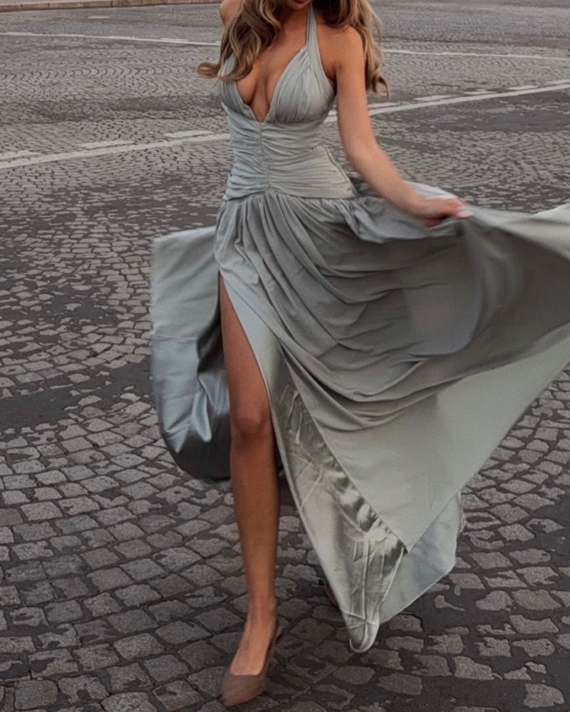 V-Neck Fitted Waist Solid Color Dress