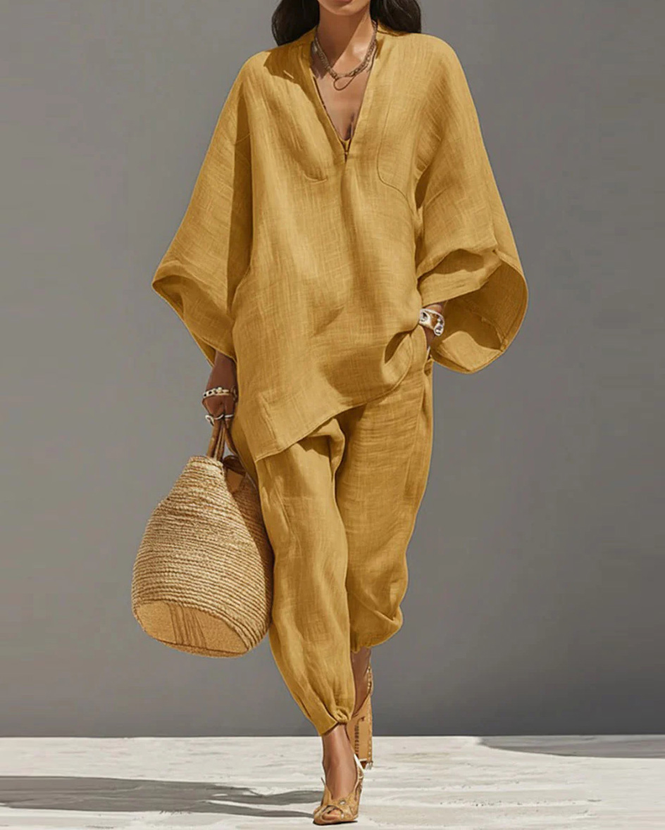 Batwing Sleeve V-Neck Loose-Fitting Suit