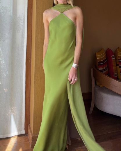 Elegant Sleeveless Solid Color Dress