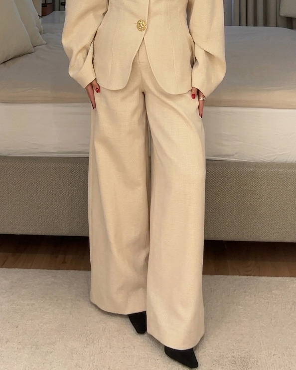 Long-Sleeved V-Neck Solid Color Two-Piece Set